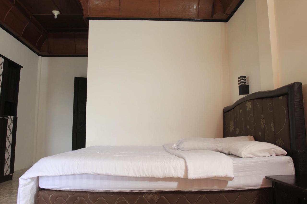Sony Cottage Samosir Island Buitenkant foto